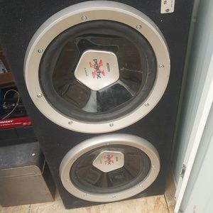 Sell or trade my 12in Sony Xplod in original box s